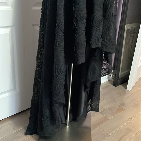 High Low Strapless Gown - Picture 4 of 5